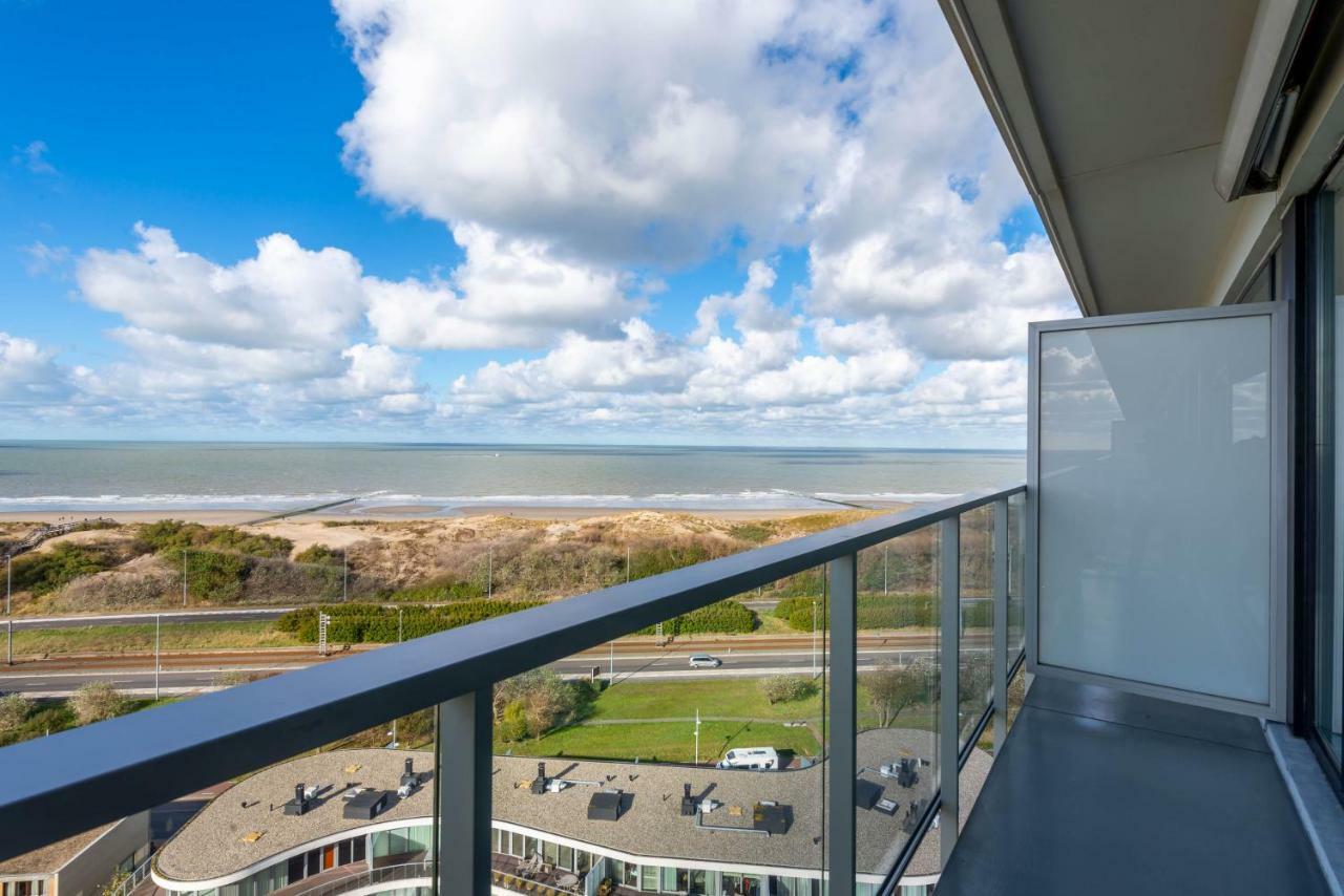 Panoramic & Modern Apartment With Sea View Bredene Zewnętrze zdjęcie